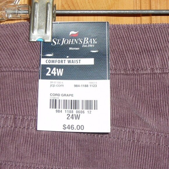 ST JOHN'S BAY NWT Womans Plus Size 24W Purple Stretch Fit Corduroy Pants - Picture 2 of 5